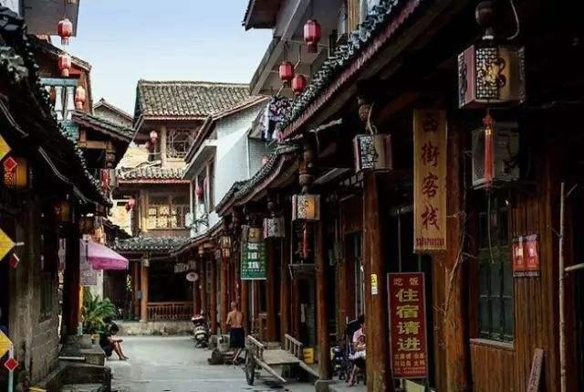 谈一场恋爱三年算久吗？游戏画面